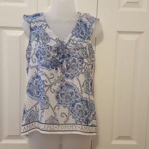 Tommy Hilfiger  top